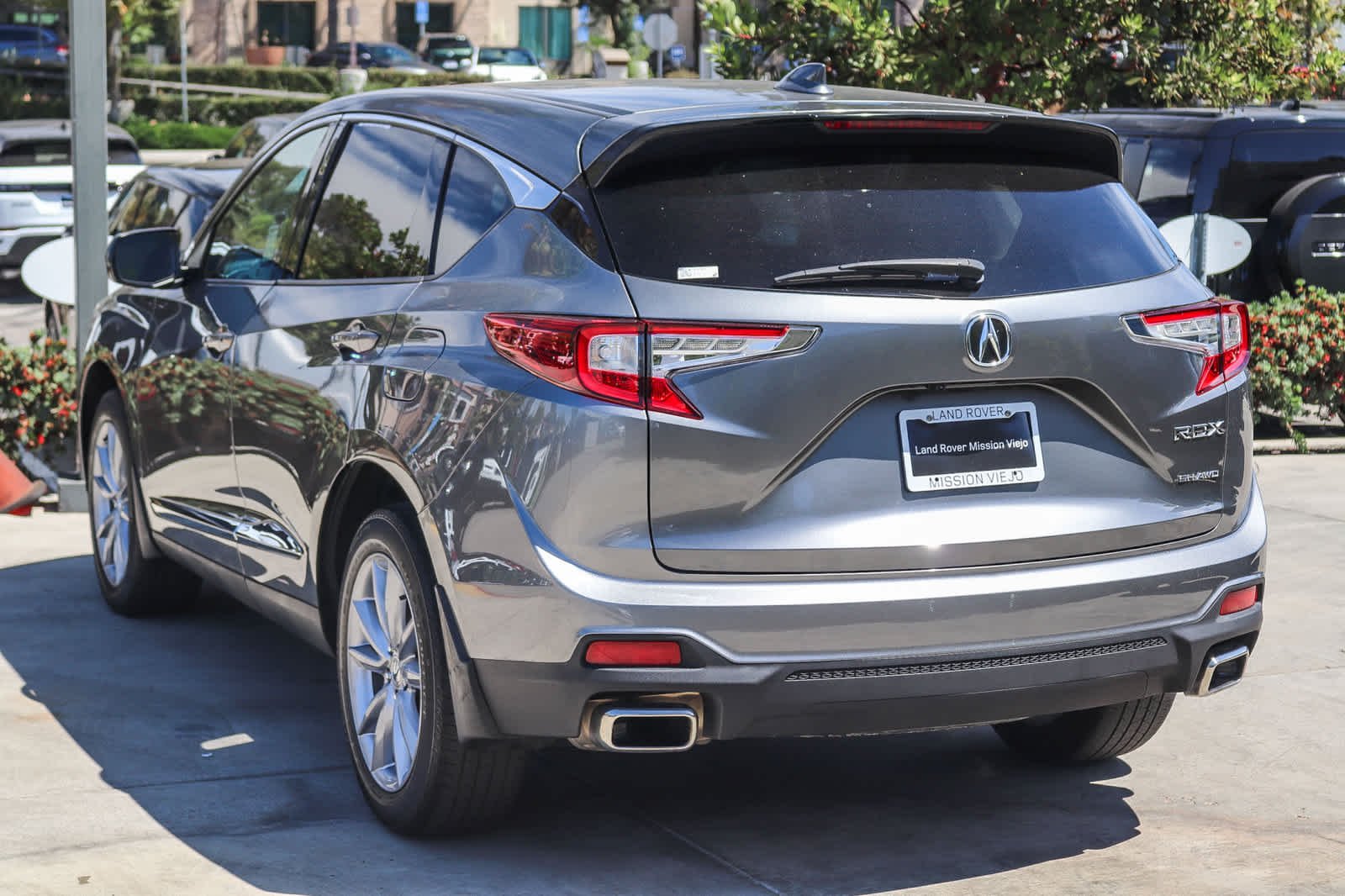 Used 2023 Liquid Carbon Metallic Acura  image 4