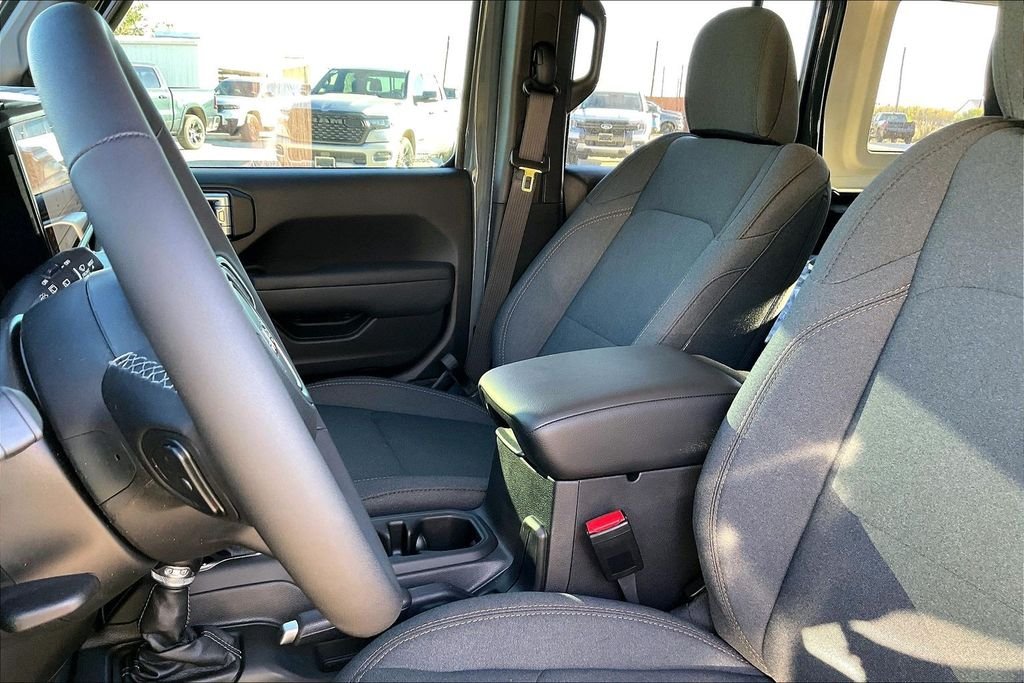 New 2026 Jeep Wrangler Willys 4D Sport Utility