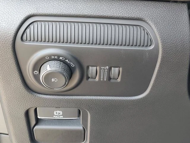 2025 Jeep Wagoneer Series I - Photo 25