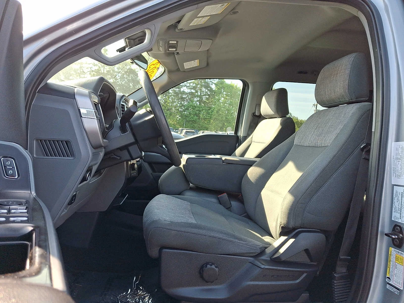 Used 2023 Iconic Silver Metallic Ford XLT image 13