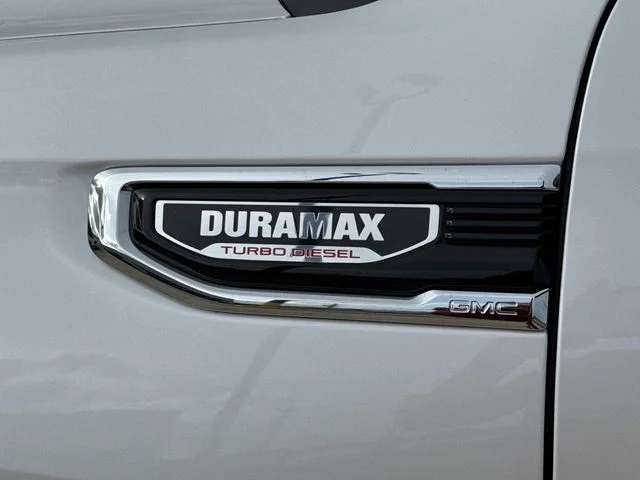 Used 2024 White GMC Denali image 20