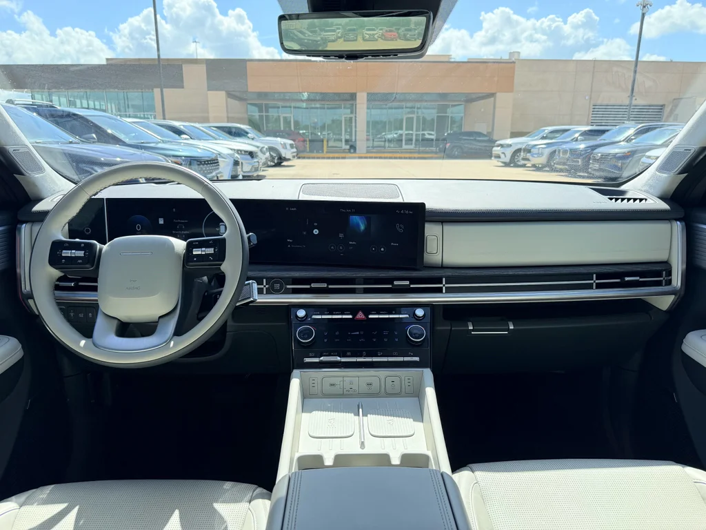 Used 2024 Hampton Gray Hyundai Calligraphy image 19
