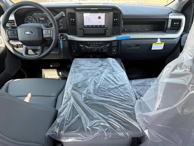 New 2027 Oxford White Ford XL 4WD Crew Cab 6.75