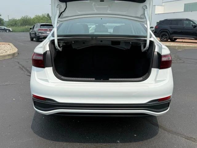 New 2026 White Volkswagen 1.5T S image 3