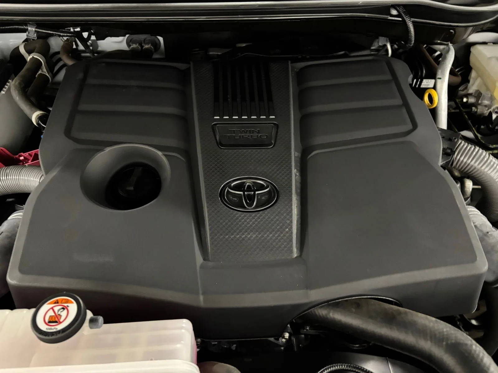 Used 2024 White Toyota SR5 image 23