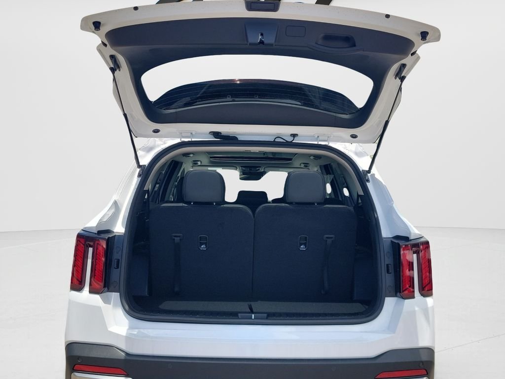 2026 Kia Sorento S - Photo 9