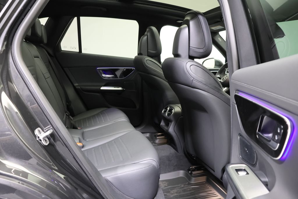 Used 2027  Mercedes-Benz GLC 300 image 52