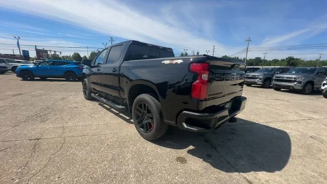 Used 2023 Black Chevrolet RST image 7