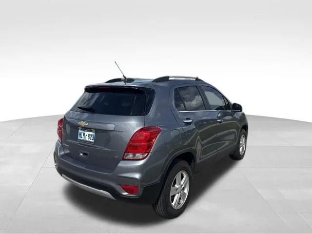 Used 2019 Gray Chevrolet LT image 3