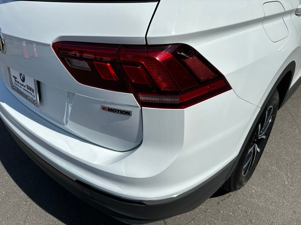Used 2021 White Volkswagen  image 27