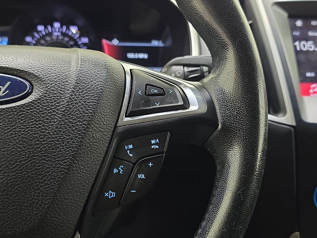 Used 2019 Silver Ford SEL image 19