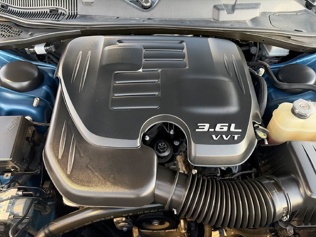 Used 2023 Blue Dodge SXT image 31