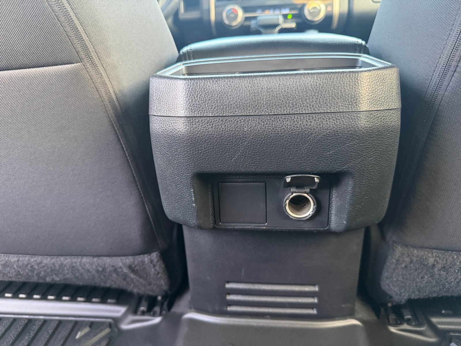 Used 2024 Ice Toyota SR5 image 23