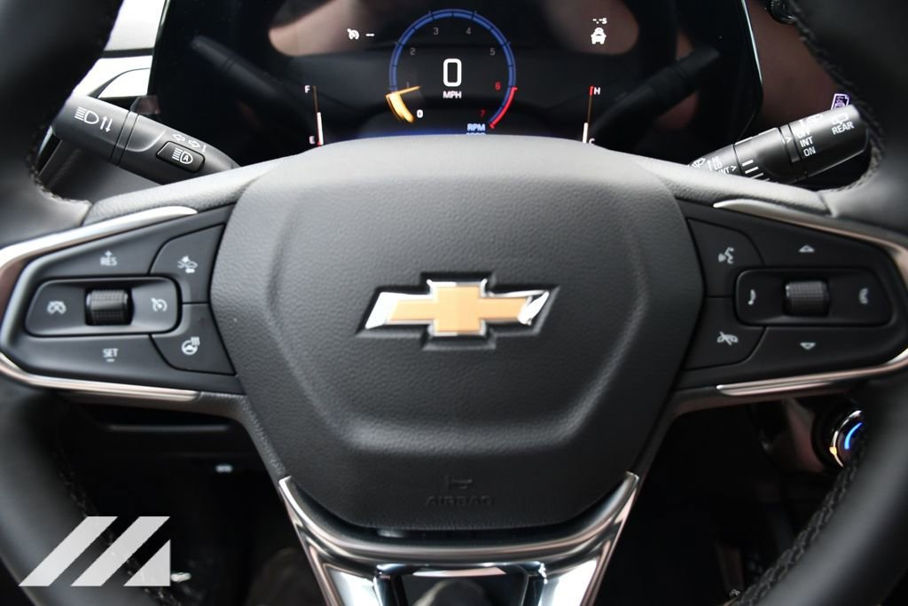 New 2026 Summit White Chevrolet LT image 14