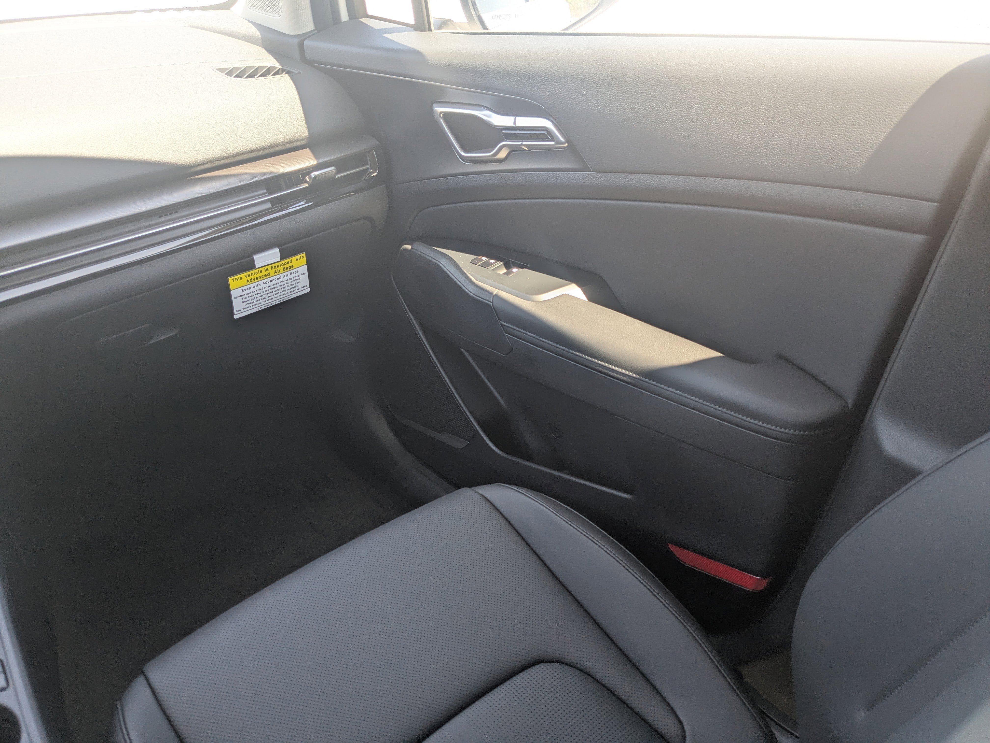 New 2026 Snow White Pearl Kia EX image 21