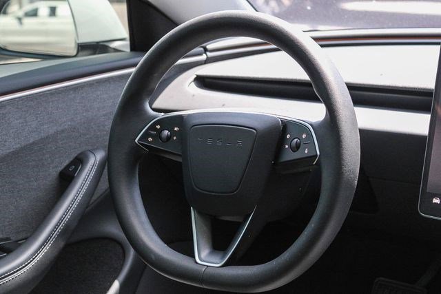 Used 2025 Pearl White Multi-Coat Tesla Long Range image 16