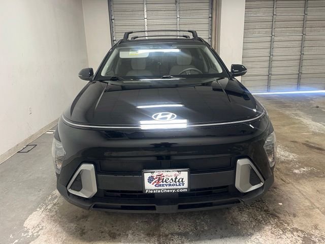 Used 2025 Black Hyundai SEL image 2