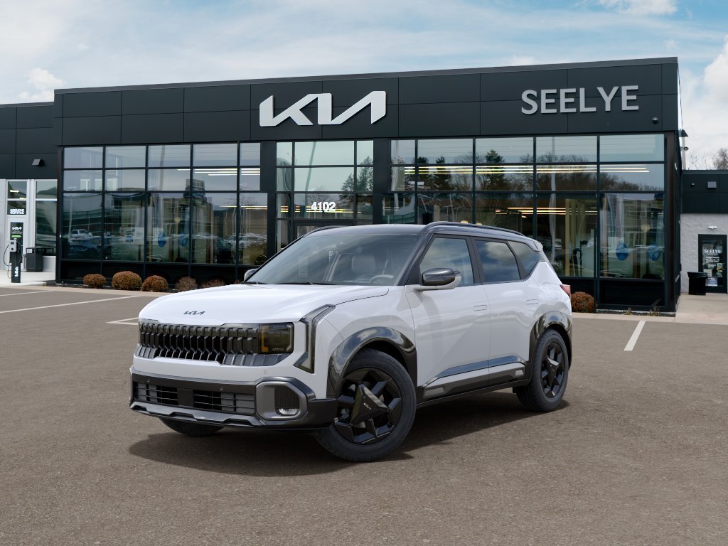 New 2027 White Kia X-Line S image 1