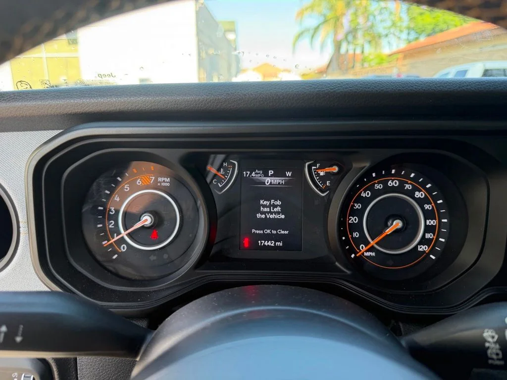 Used 2024 White Jeep Sport S image 20