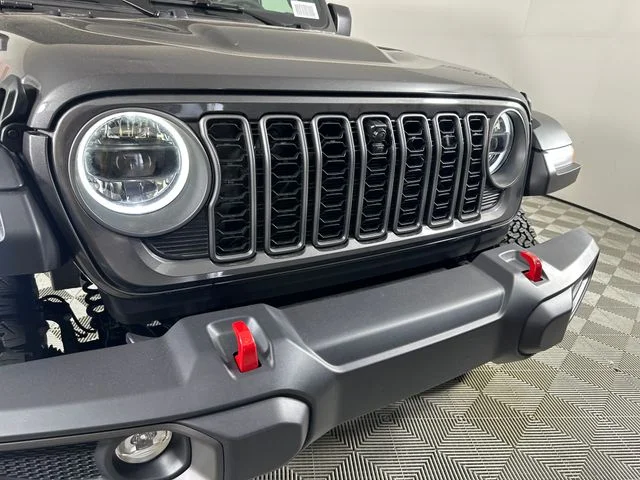 New 2026 Granite Crystal Metallic Clear-Coat Exterior Paint Jeep Rubicon image 6