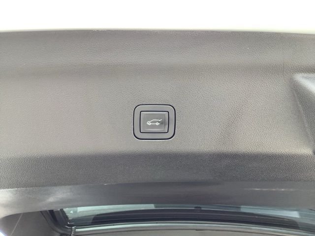 2026 Chevrolet Tahoe Premier - Photo 12