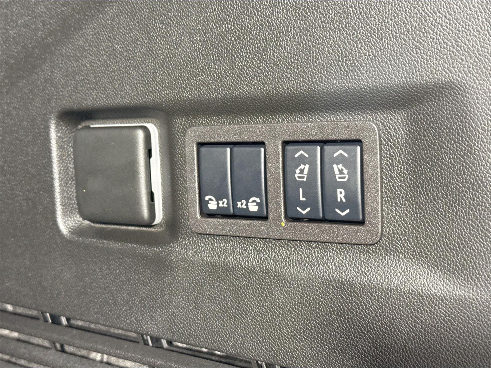 Used 2024 Black Chevrolet High Country image 40