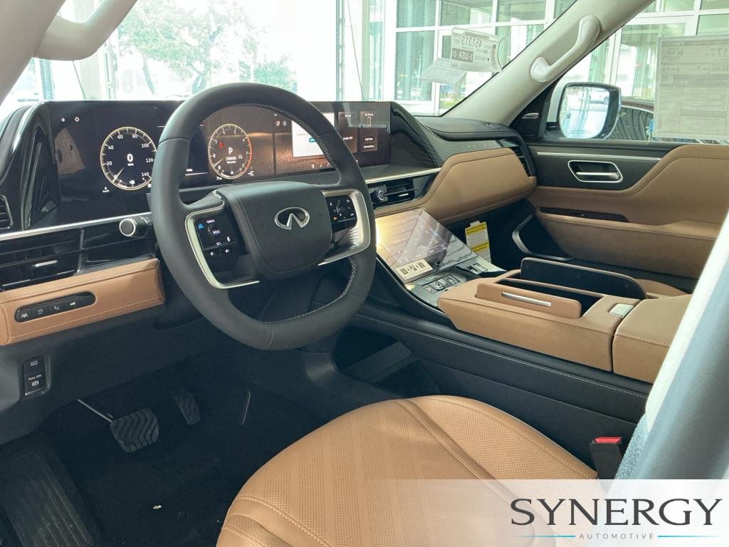 New 2027 RADIANT WHITE INFINITI Luxe 4WD image 18