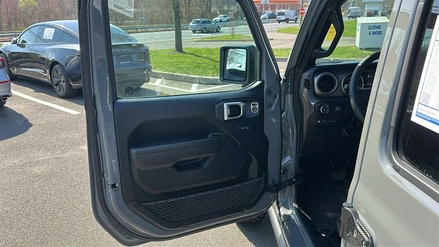 Used 2023 Gray Clearcoat Jeep Willys 4xe image 9