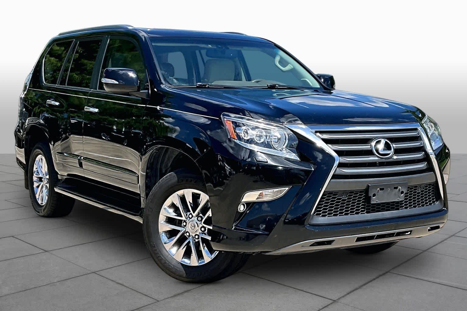 Used 2017 Black Onyx Lexus Luxury image 3