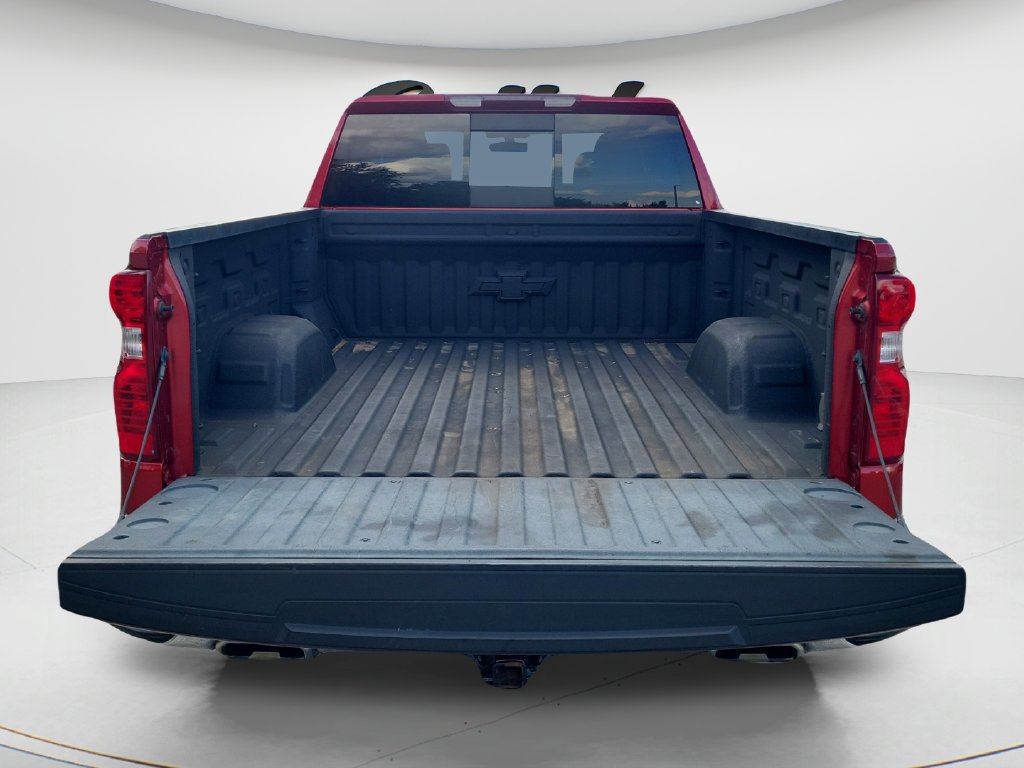 Used 2021 Red Chevrolet LT image 9
