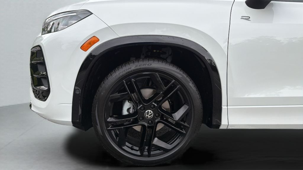 New 2026 Opal White Pearl Volkswagen 2.0T SE R-Line Black image 36