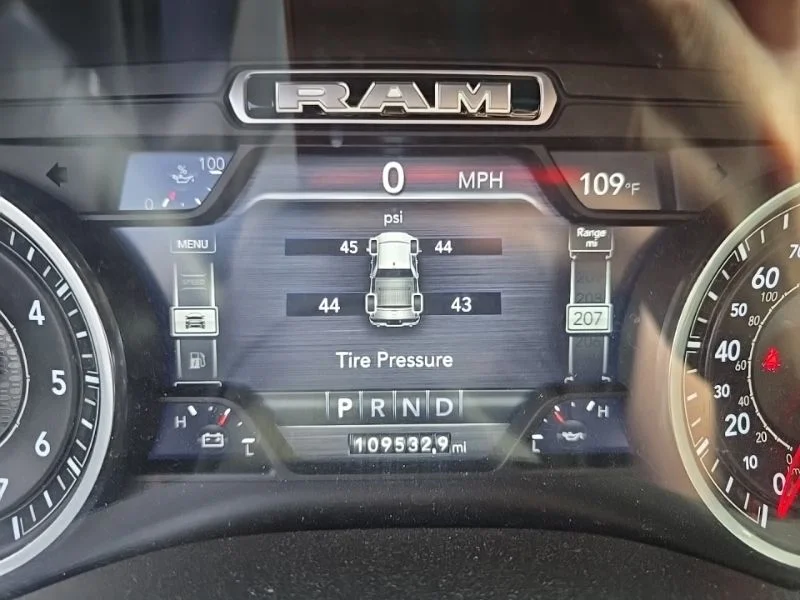 Used 2019 Black Ram Big Horn/Lone Star image 12