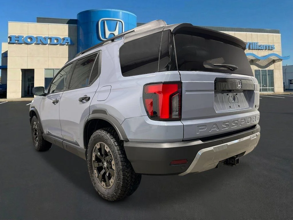 New 2026 SONIC GRAY PEARL Honda TrailSport Elite image 3