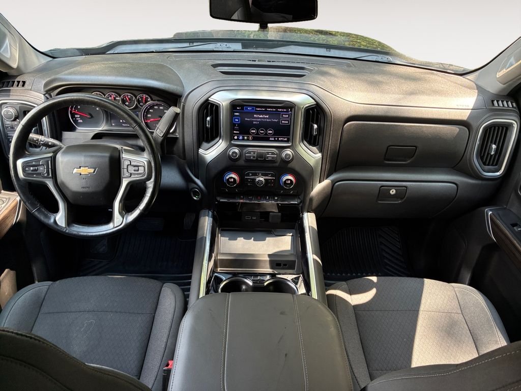 Used 2021 Black Chevrolet LT image 10