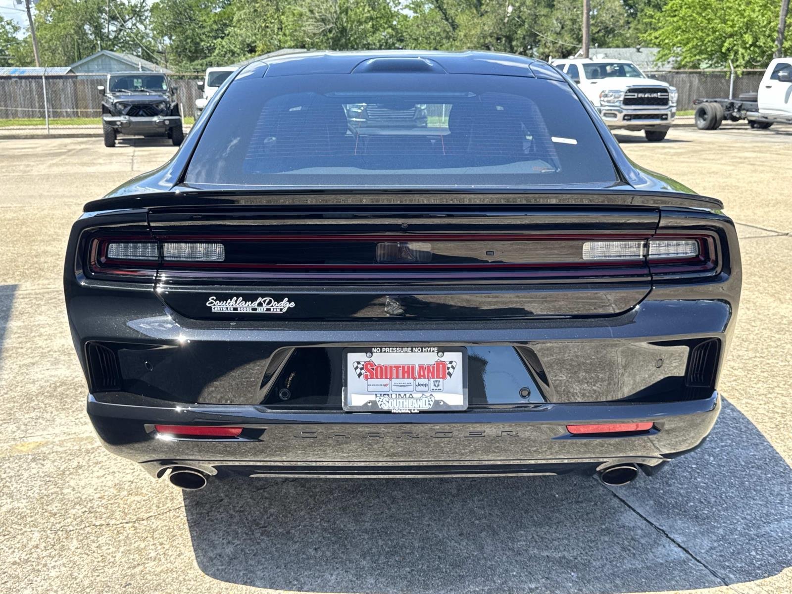 New 2026 Diamond Black Crystal Pearlcoat Dodge Scat Pack image 5