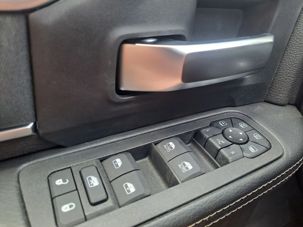 2025 RAM 2500 Big Horn - Photo 15