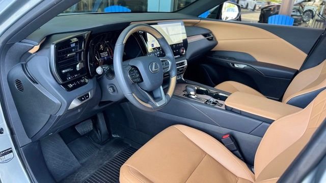 Certified Used 2025 Iridium Lexus 350 Premium image 13