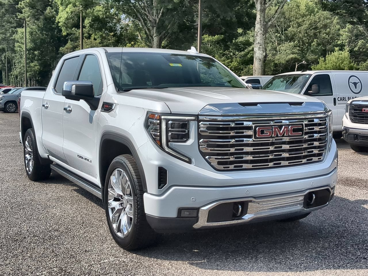 2026 GMC Sierra 1500 Denali - Photo 2