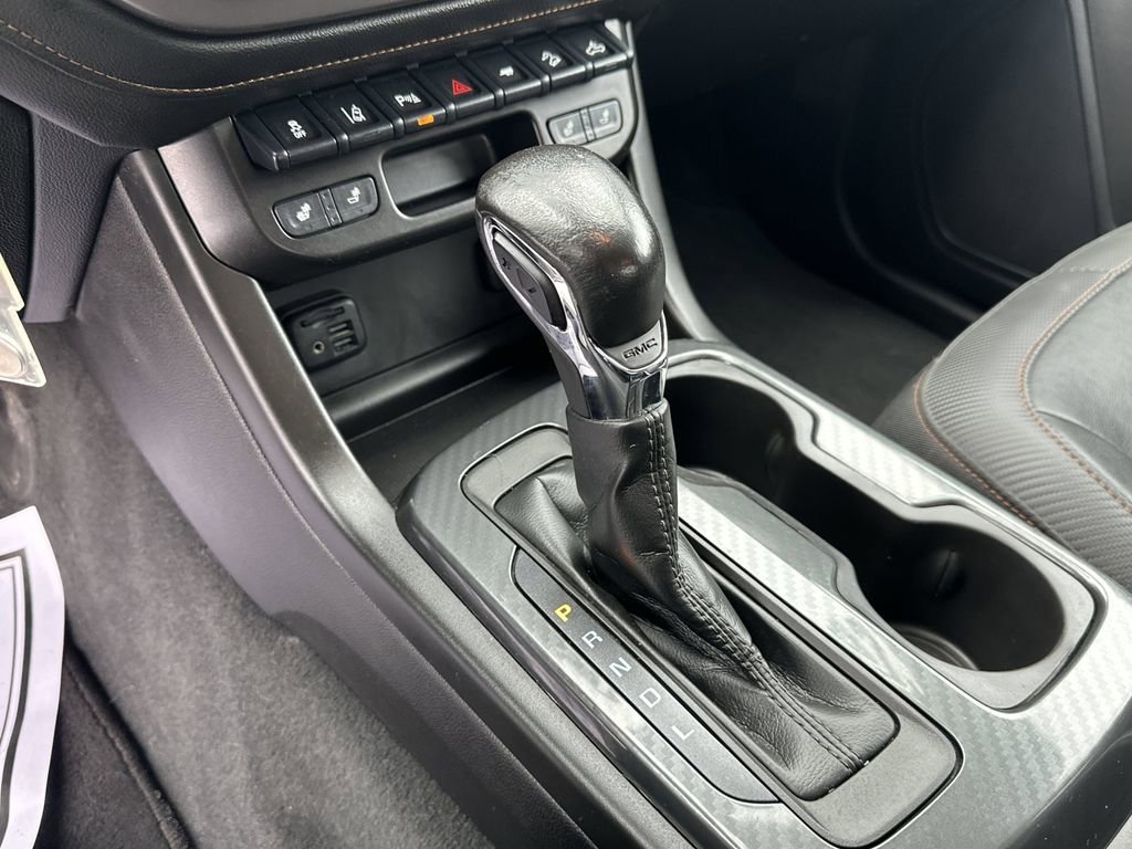 2022 GMC CANYON - Image 13