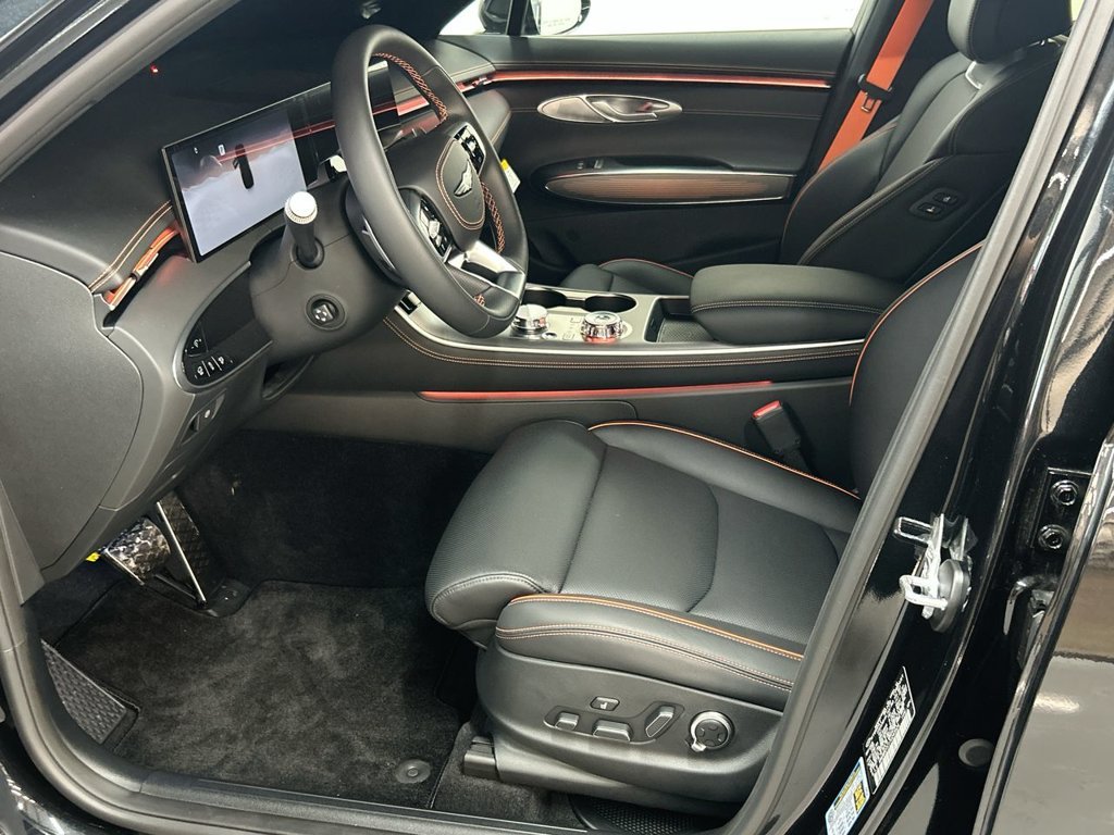 2026 GENESIS GV70 Sport Advanced - Photo 12