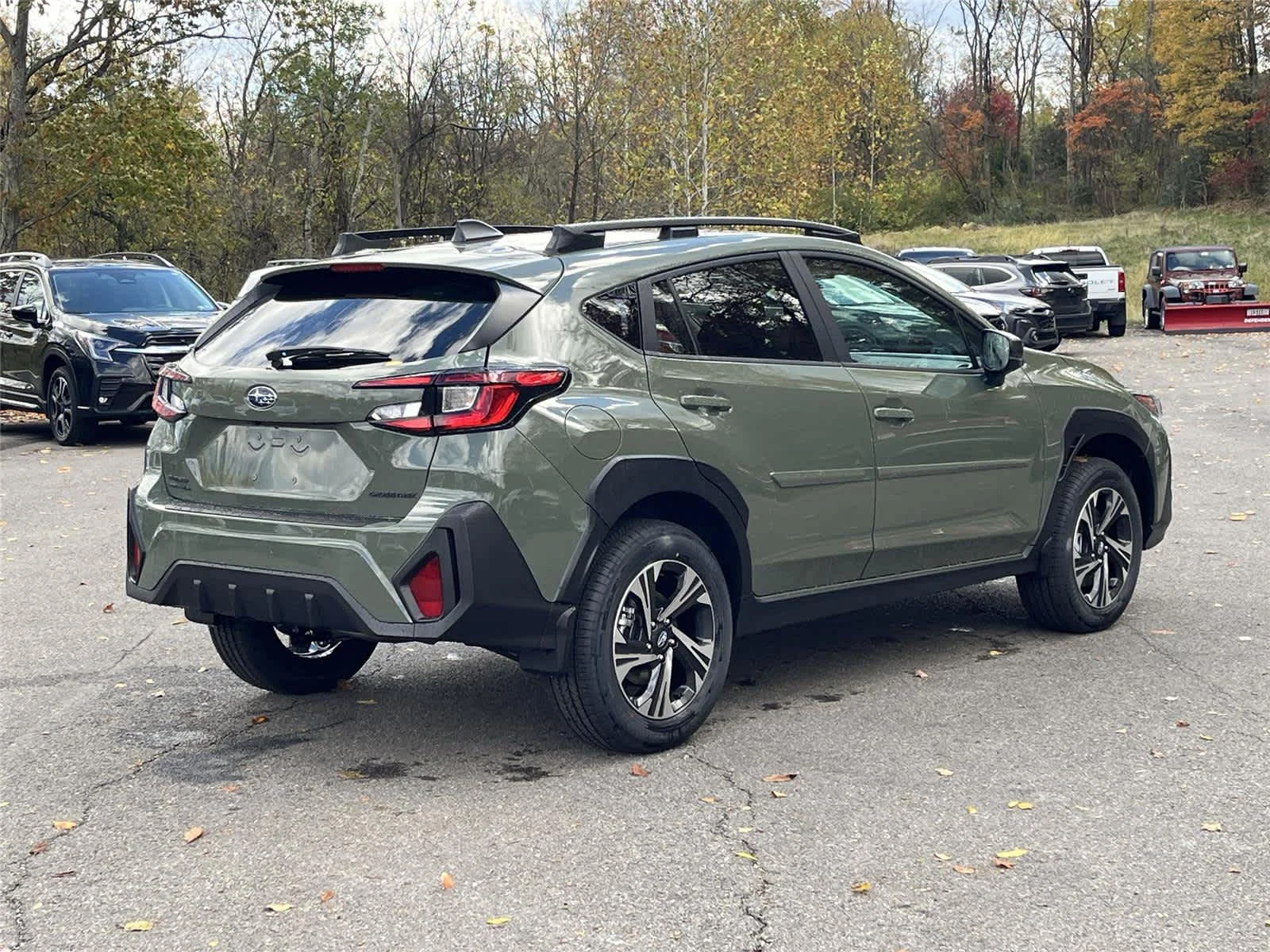 Used 2026 Alpine Green Subaru Premium image 5