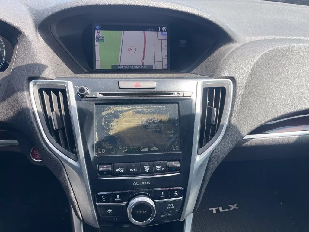 Used 2015 Gray Acura V6 Tech image 7