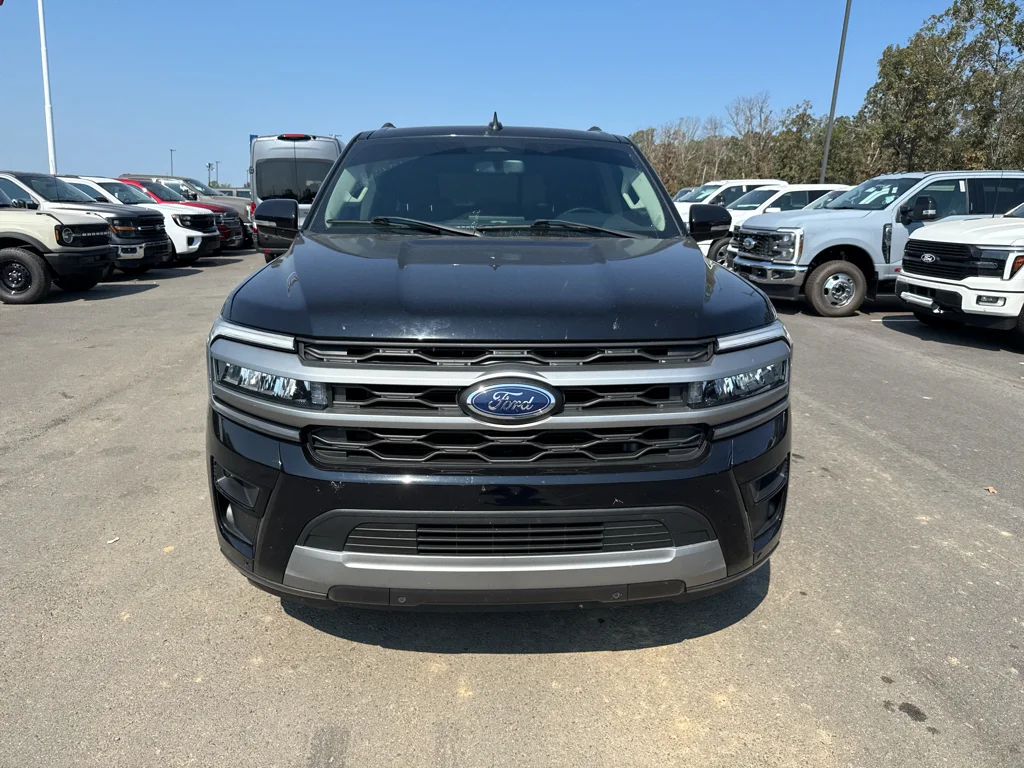 Certified Used 2023 Agate Black Metallic Ford XLT image 2