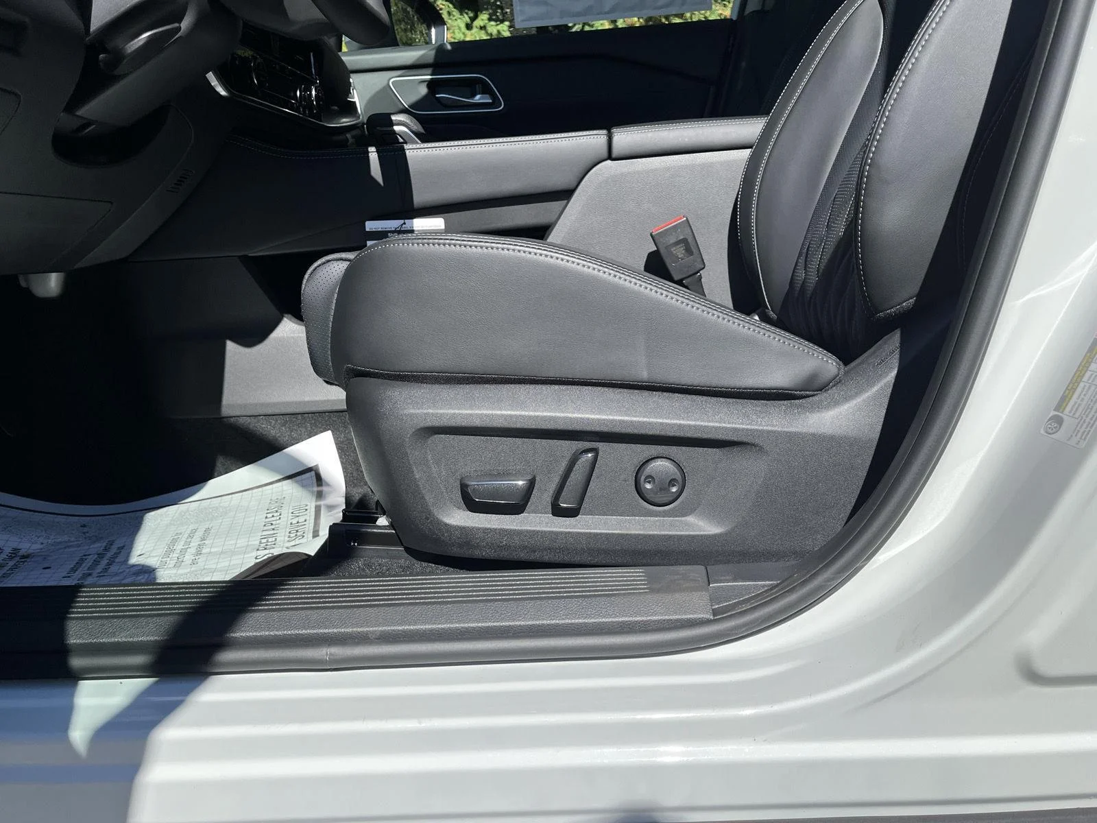 New 2026 Everest White Pearl TriCoat Nissan Platinum image 20
