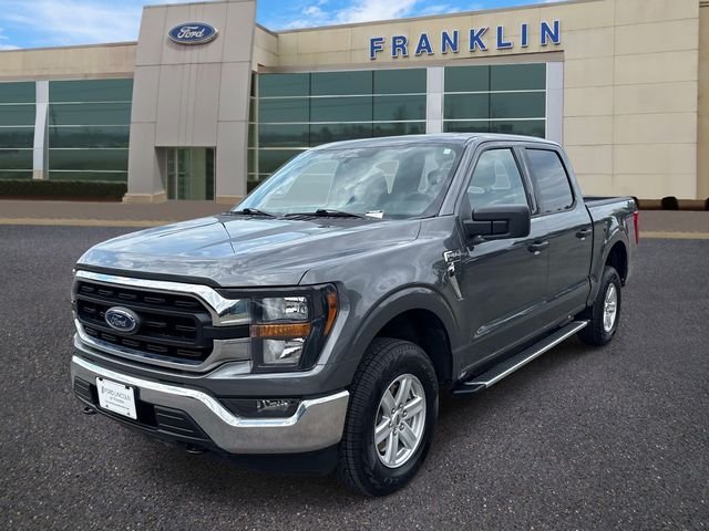 Certified Used 2023 Gray Ford XLT image 3