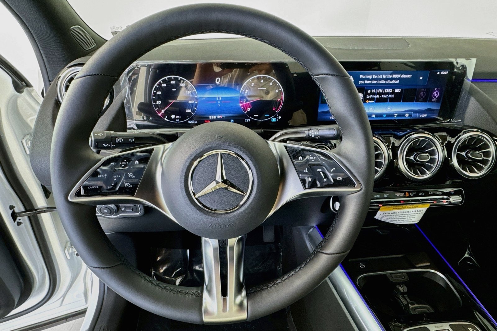 New 2026 Polar White Mercedes-Benz GLA 250 image 11