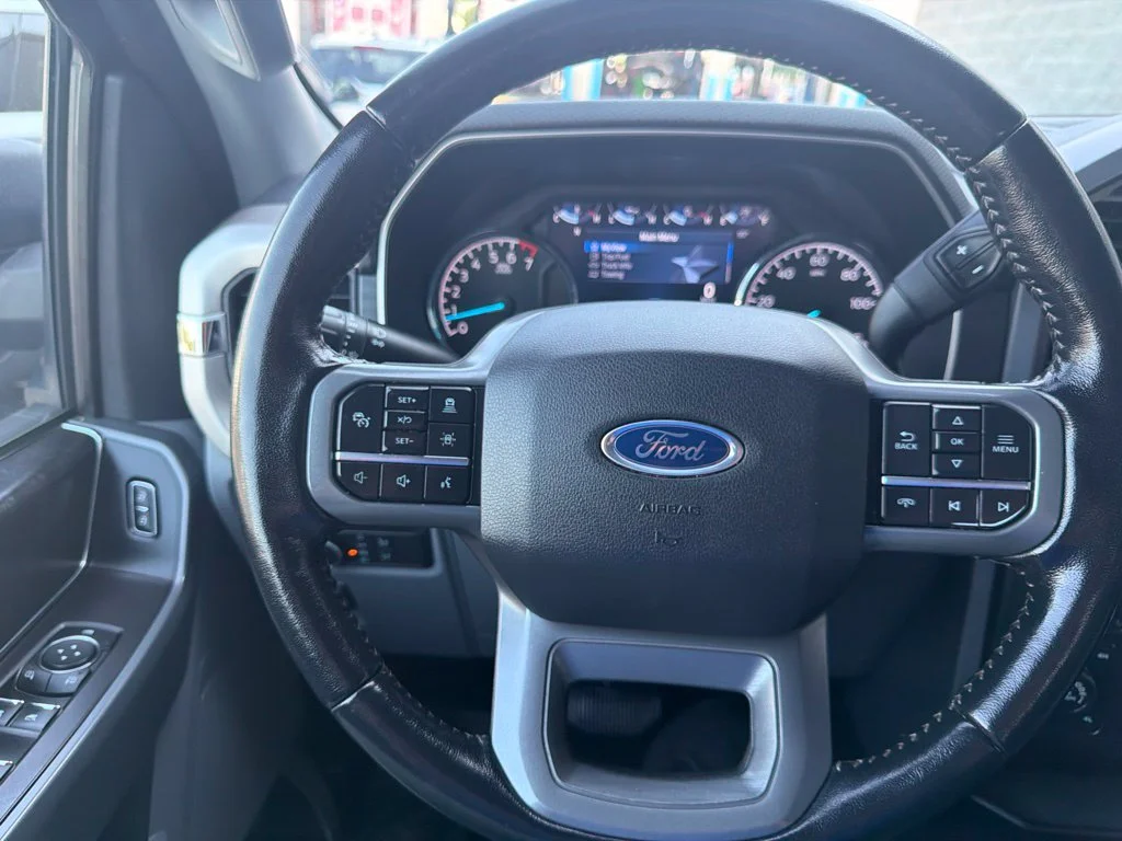 Used 2021 Agate Black Metallic Ford XLT image 22