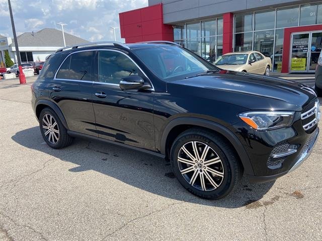 Certified Used 2026 Obsidian Black Metallic Mercedes-Benz GLE 350 4MATIC® image 5