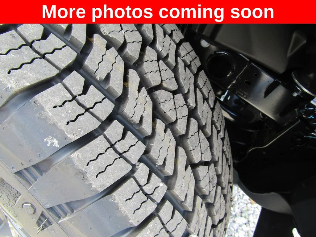 New 2026 hydro blue pearlcoat Jeep Sport RHD image 10