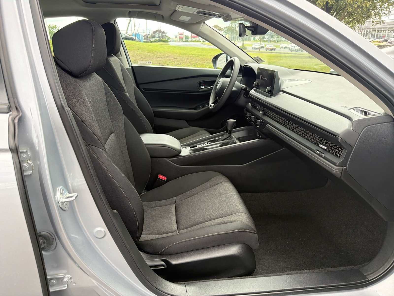 2023 Honda Accord EX - Photo 15